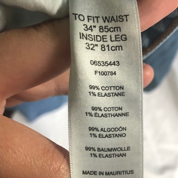 ASOS Medium Wash 34/32 Mom Jean - Picture 3 of 6